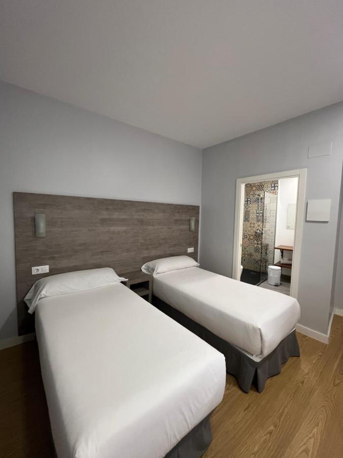 Hostal Atenas Севілья Екстер'єр фото